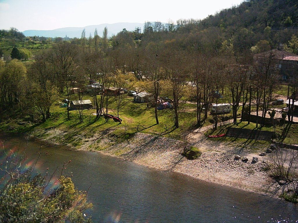 Séjour insolite en Ardèche du sud : quel camping réserver ?